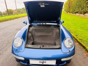 Image 11/27 of Porsche 911 Carrera S (1997)