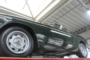 Image 11/50 de Volvo 1800 S (1968)