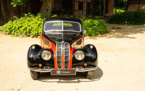 Image 15/50 of BMW 327 (1939)