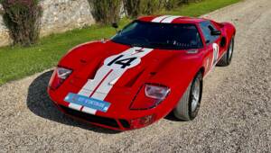 Image 12/47 de Ford GT40 (1965)