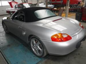 Immagine 35/37 di Porsche Boxster S (2000)