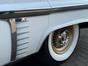 Imagen 17/34 de Cadillac 62 Sedan DeVille (1957)