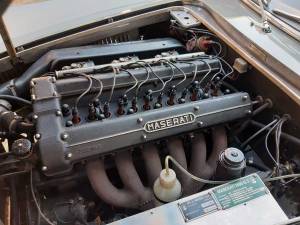 Image 26/30 of Maserati 3500 GTI Touring (1961)