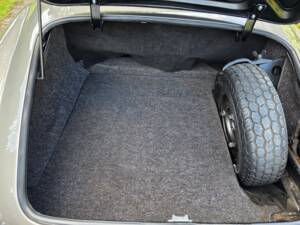 Image 18/24 de Mercedes-Benz 190 SL (1957)