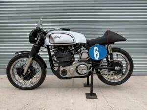 Immagine 2/48 di Norton Manx 40M (1956)