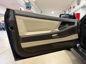 Immagine 6/16 di BMW 850i (1990)