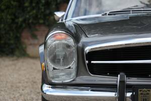 Bild 29/50 von Mercedes-Benz 280 SL (1971)