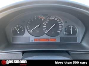 Image 13/15 of BMW 850i (1991)