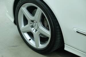 Bild 17/50 von Mercedes-Benz E 500 (2007)