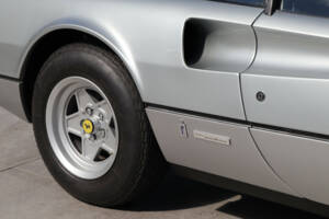 Bild 25/50 von Ferrari 308 GTB (1977)