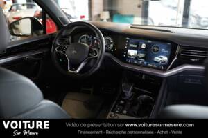 Immagine 7/30 di Volkswagen Touareg 3.0 V6 TSI eHybrid (2021)