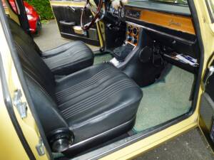 Image 12/13 de Alfa Romeo Giulia Nuova Super 1300 (1975)