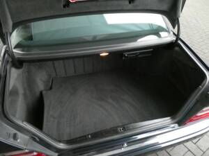 Bild 16/22 von Mercedes-Benz E 500 Limited (1994)