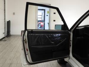 Image 5/15 of Lancia Delta HF Integrale Evoluzione I &quot;Martini 5&quot; (1992)