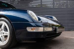 Image 62/68 of Porsche 911 Carrera (1997)