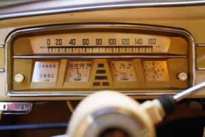 Image 31/83 of Borgward Isabella (1959)