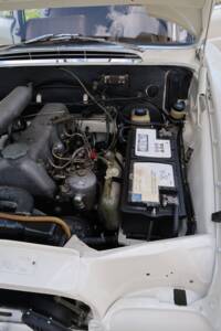 Image 16/32 of Mercedes-Benz 200 D (1966)