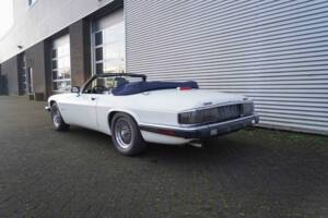 Image 8/8 de Jaguar XJS 5.3 V12 (1992)
