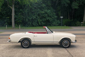 Image 12/60 of Mercedes-Benz 230 SL (1967)