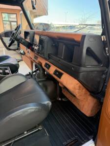 Afbeelding 28/73 van Land Rover Defender 110 (2005)