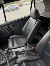 Bild 18/55 von BMW 320i (1991)
