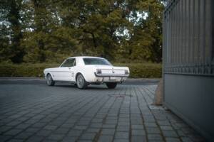 Image 6/53 of Ford Mustang 200 (1966)