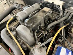 Image 43/46 of Mercedes-Benz 220 D (1972)