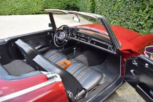 Image 30/45 de Mercedes-Benz 230 SL (1964)