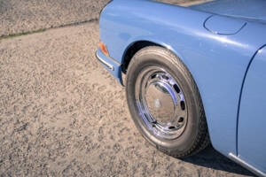 Immagine 16/49 di Porsche 911 2.0 (1964)