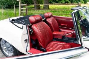 Bild 34/50 von Jaguar E-Type V12 (1971)