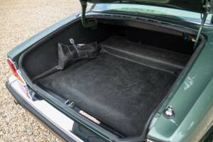 Image 50/50 of Jaguar XJ 6 4.2 (1985)