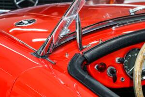 Image 21/24 of MG MGA 1500 (1959)