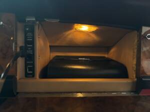 Image 31/37 of Bentley Turbo R (1989)