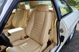 Image 7/29 of Jaguar XJS 4.0 (1991)