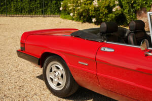 Image 29/50 of Alfa Romeo 2.0 Spider (1990)