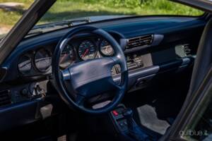 Immagine 13/73 di Porsche 911 Carrera (1995)