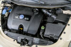 Bild 37/50 von Volkswagen New Beetle 1.6 (2003)