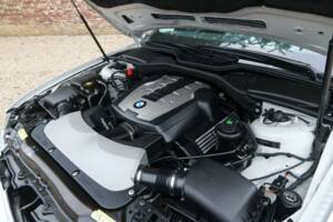 Obraz 37/50 pojazdu BMW 750i (2007)