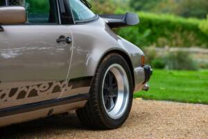 Image 29/50 of Porsche 911 SC 3.0 (1982)
