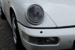 Image 45/60 de Porsche 911 Carrera 2 (1991)