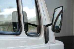 Image 24/43 of Mercedes-Benz T1 208 (1981)