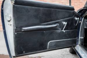 Image 41/64 of Aston Martin DB 4 (1962)