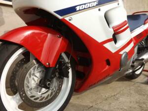 Immagine 42/50 di Honda CBR 1000F (1992)