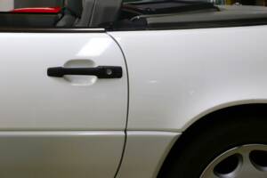 Image 10/27 of Mercedes-Benz SL 500 (1993)