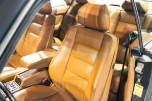 Bild 27/37 von Mercedes-Benz 560 SEC (1990)