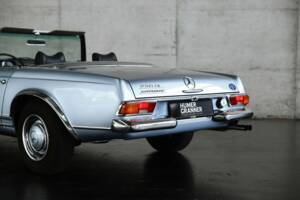 Immagine 13/40 di Mercedes-Benz 230 SL (1966)