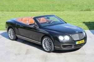 Bild 36/50 von Bentley Continental GTC (2007)