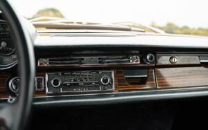 Image 40/50 of Mercedes-Benz 300 SEL 6.3 (1970)