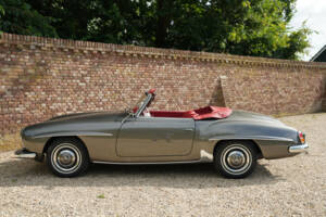 Image 34/50 of Mercedes-Benz 190 SL (1960)