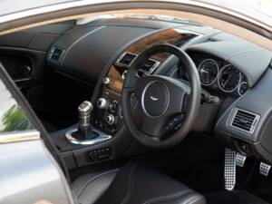 Bild 5/79 von Aston Martin V12 Vantage (2011)